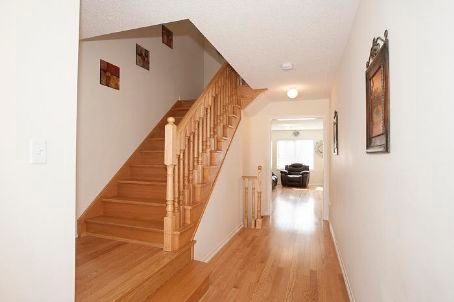 65 Bellchase Tr, Brampton, L6P1K1 | Image 2