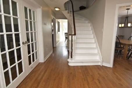 292 Lisa Marie Dr, Orangeville, L9W4P4 | Image 2