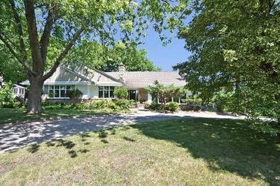 Detached House sold at 161 Confederation Street, Halton Hills, Ontario, L7G4S8 - Glen Williams - MLS: W2406096