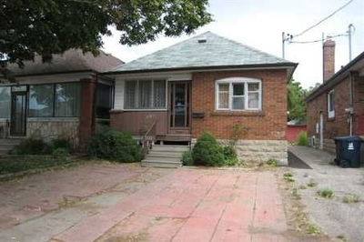 Detached House sold at 128 Lambton Avenue, Toronto, Mount Dennis, M6N2S9 - MLS: W2407645