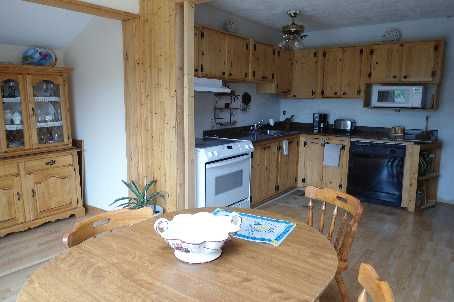 6 Elmhurst Dr, Toronto, M9V2J3 | Image 3