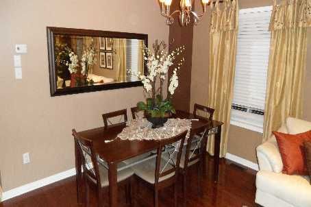 459 Pettit Tr, Milton, L9T6N9 | Image 3