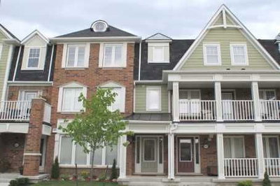 Townhouse sold at 657 Cargill Path, Milton, Ontario, L9T0G3 - Coates - MLS: W2428899