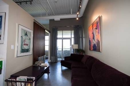 302 - 550 Hopewell Ave, Toronto, M6E2S6 | Image 2