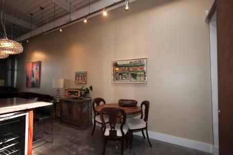 302 - 550 Hopewell Ave, Toronto, M6E2S6 | Image 3