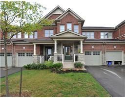 Townhouse sold at 140 Duncan Lane, Milton, Ontario, L9T3X3 - Scott - MLS: W2440981