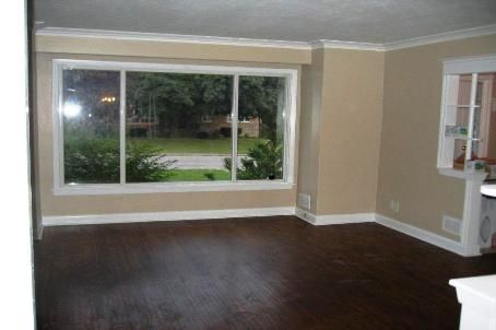 34 Walwyn Ave, Toronto, M9N3H5 | Image 3