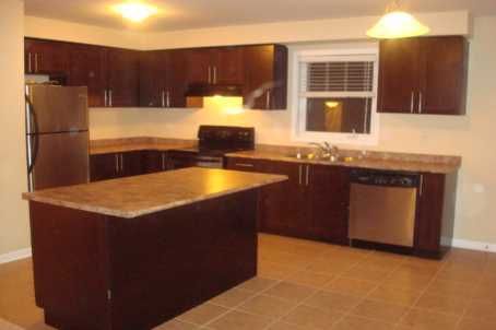 782 Maquire Terr, Milton, L9T6P5 | Image 3