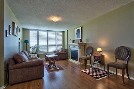 903 - 1110 Walden Circ, Mississauga, L5J4R3 | Image 2