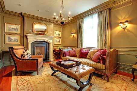 2096 Lakeshore Rd E, Oakville, L6J1M3 | Image 2