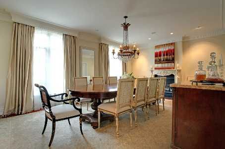 2096 Lakeshore Rd E, Oakville, L6J1M3 | Image 3