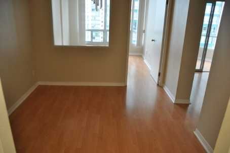 901 - 155 Hillcrest Ave, Mississauga, L5B3Z2 | Image 3