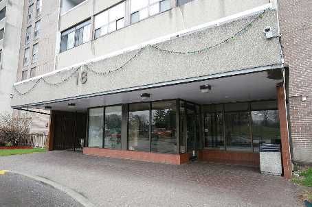 2005 - 18 Knightsbridge Rd, Brampton, L6T3X5 | Image 2