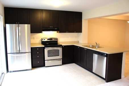 362 Cavanagh Lane, Milton, L9T8J9 | Image 2