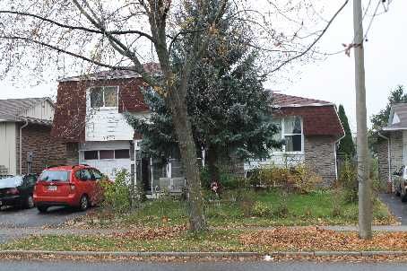 7610 Anaka Dr, Mississauga, L4T3H7 | Image 2