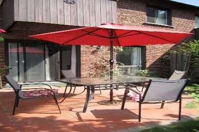 Townhouse leased at 43-51 Broadfield Drive, Toronto, Ontario, M9C5P2 - Markland Wood - MLS: W2507701