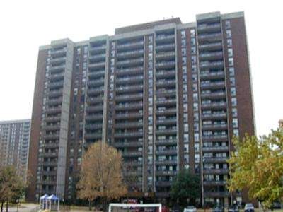Unit 507 — 17 Knightsbridge Rd, Brampton - Queen Street Corridor image-0-0