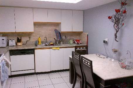 1208 - 4460 Tucana Crt, Mississauga, L5R3K9 | Image 2