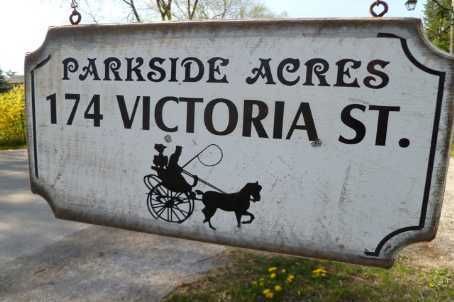 174 Victoria St, Brampton, L6Y0A6 | Image 2