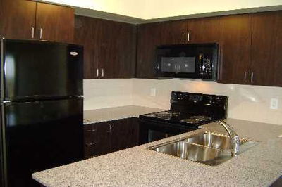 Unit 703 — 55 De Boers Dr, Toronto - York University Heights image-0-1