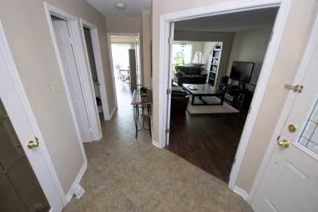 4638 Regents Terr, Mississauga, L5R1K3 | Image 2