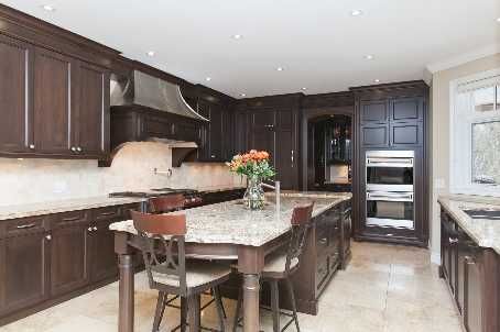 94 Byron St, Oakville, L6J 7P9 | Image 2