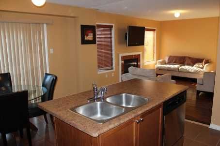 120 Crown Victoria Dr, Brampton, L7A3X9 | Image 3