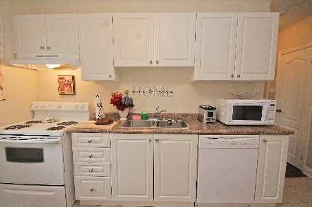 43 Broadview Ave, Mississauga, L5H2S8 | Image 3