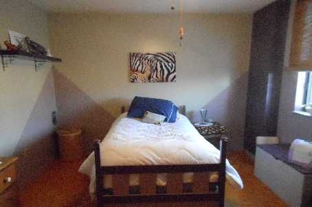 812 - 966 Inverhouse Dr, Mississauga, L5J4B6 | Image 2