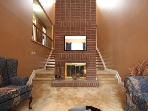 68 Leander St, Brampton, L6S3M7 | Image 3