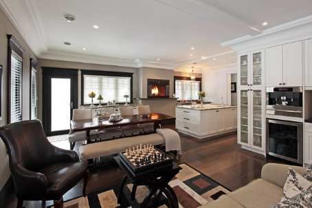 39 Loyalist Rd, Toronto, M9A3P2 | Image 3