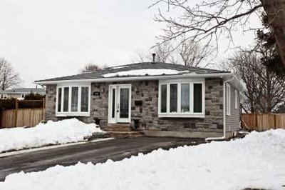 Detached House sold at 806 Hudson Court, Milton, Ontario, L9T3T4 - Dorset Park - MLS: W2573648