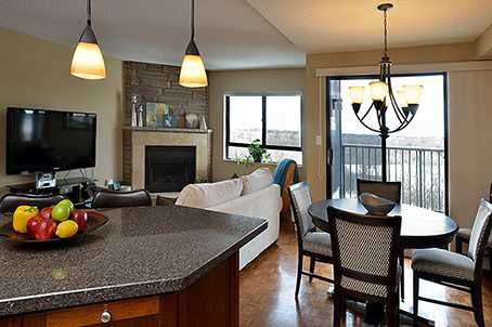 619 - 1000 Cedarglen Gate, Mississauga, L5C3Z5 | Image 3