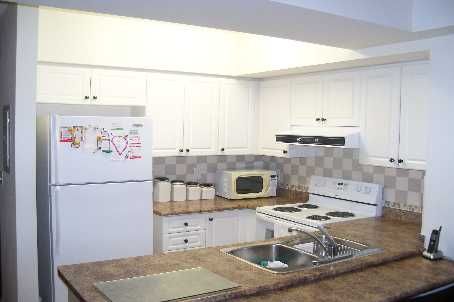 1034 - 3045 Finch Ave W, Toronto, M9M0A5 | Image 3