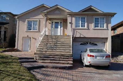 Detached House sold at 288 Maple Leaf Drive, Toronto, Ontario, M6L1P3 - Rustic - MLS: W2582460