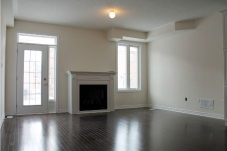 8 Munch Pl, Milton, L9T7H5 | Image 2