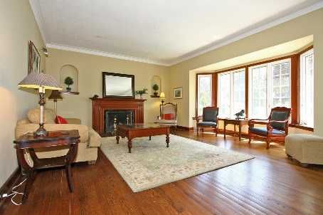 27 Ashley Park Rd, Toronto, M9A4C9 | Image 2