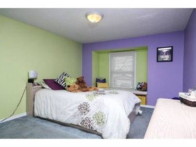 6 Farley Rd, Brampton, L6Y2N9 | Image 2