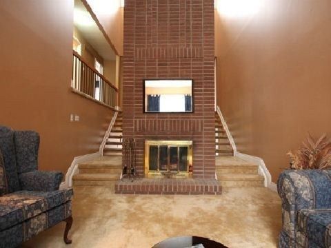 68 Leander St, Brampton, L6S3M7 | Image 3