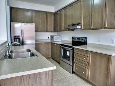 99 Naperton Dr, Brampton, L6R3N5 | Image 2