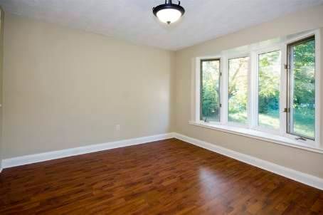 2014 Lakeshore Rd W, Oakville, L6L167 | Image 2