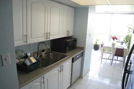 611 - 1 Rowntree Rd, Toronto, M9V5G7 | Image 3