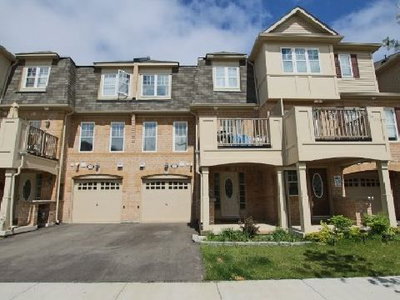 Townhouse sold at 745 Challinor Terrace, Milton, Ontario, L9T7V5 - Harrison - MLS: W2647499