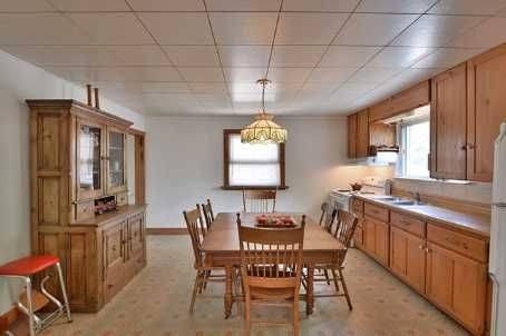 39 Woodward Ave, Brampton, L6V1K2 | Image 3