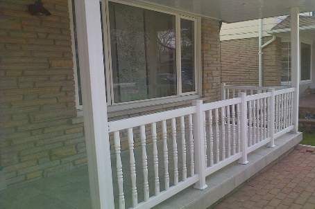 2215 Springfield Crt, Mississauga, L5K1V3 | Image 2