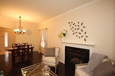 26 Waterdale Rd, Brampton, L7A1S3 | Image 3