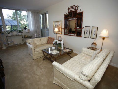 206 - 1360 Rathburn Rd E, Mississauga, L4W4H4 | Image 2