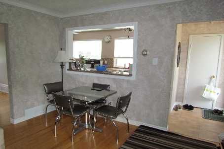 3392 Sonja Rd, Mississauga, L4T1L1 | Image 3