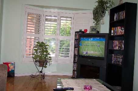 14 Large Crt, Brampton, L6S5V2 | Image 2