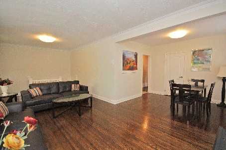 43 Broadview Ave, Mississauga, L5H2S8 | Image 2